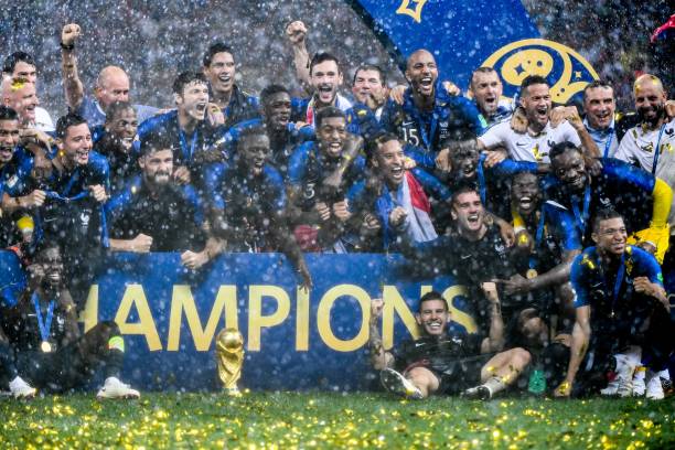 现在的成人 现在的成人