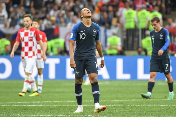 随着转会窗 随着转会窗