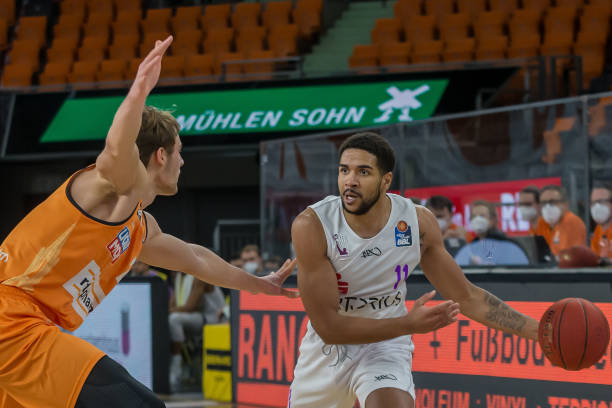 腰球员联接 腰球员联接