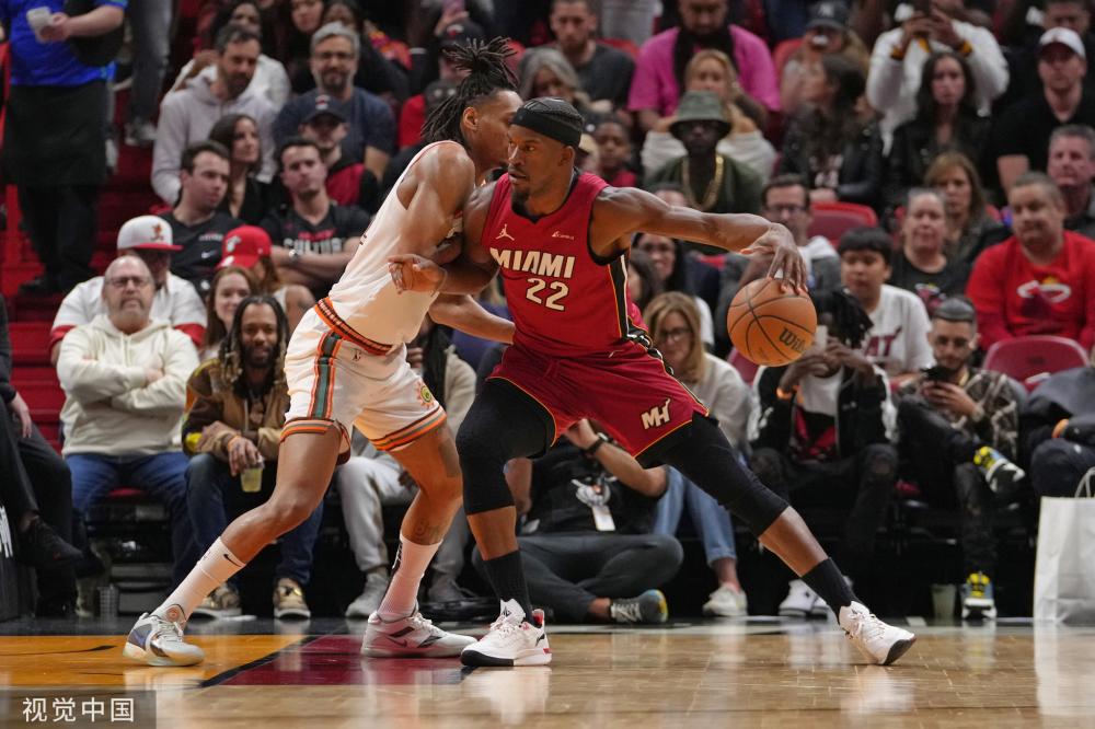 竞争中的一 竞争中的一